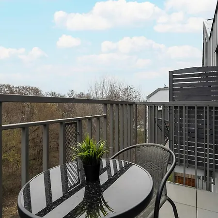 Apartament W Stylu Loft Antresola & Balkon By Renters Apartament Poznań